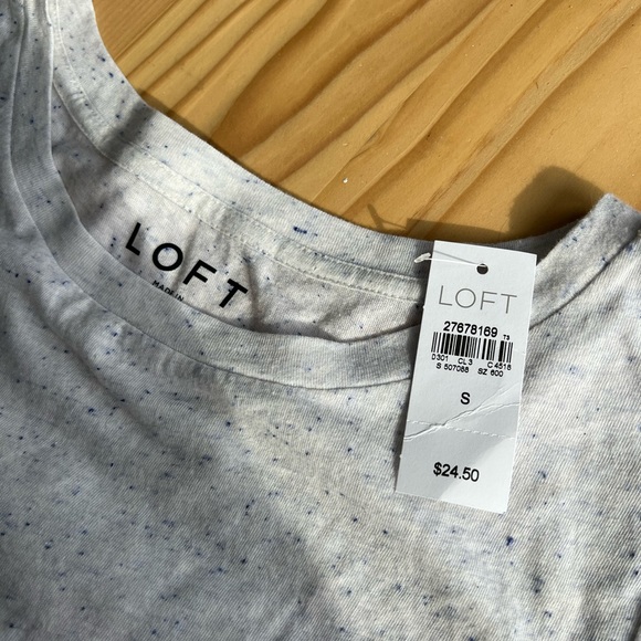 Crew Neck Tee - NWT - Picture 4 of 4